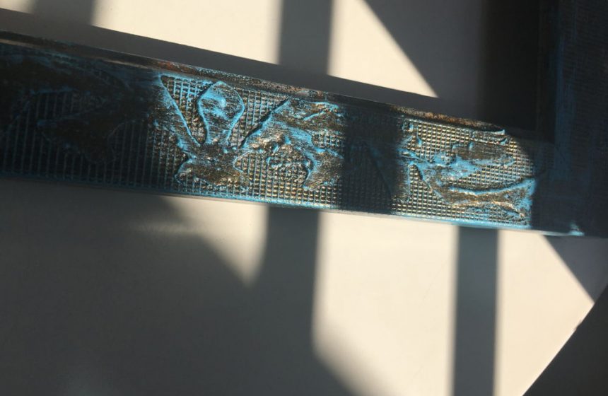 DIY – Antique Finish Picture Frame